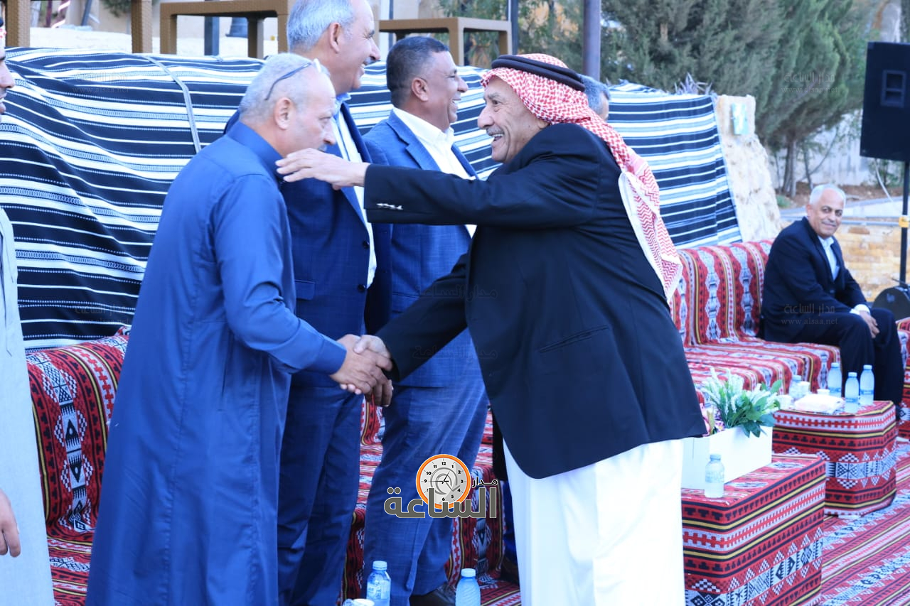 Madar Al-Saa Images 0.21924540886456512