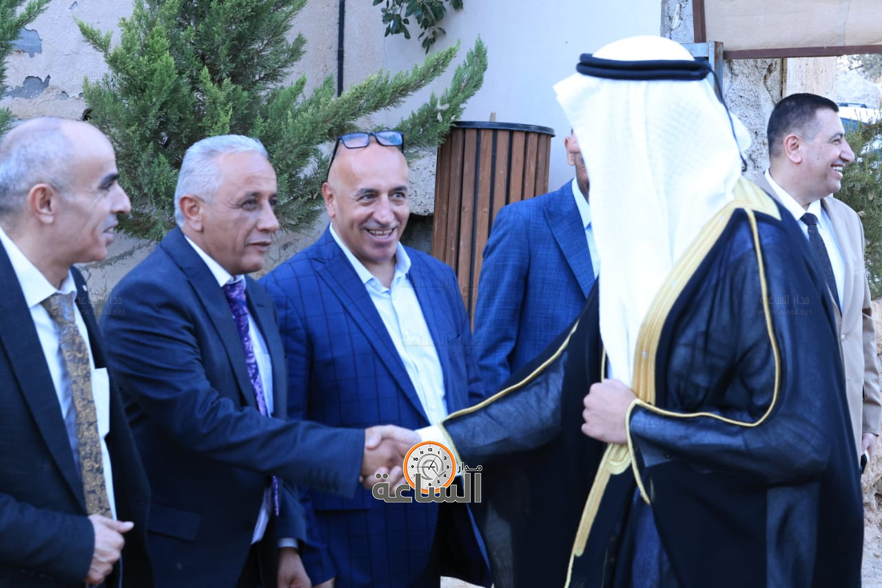 Madar Al-Saa Images 0.4859490769720627