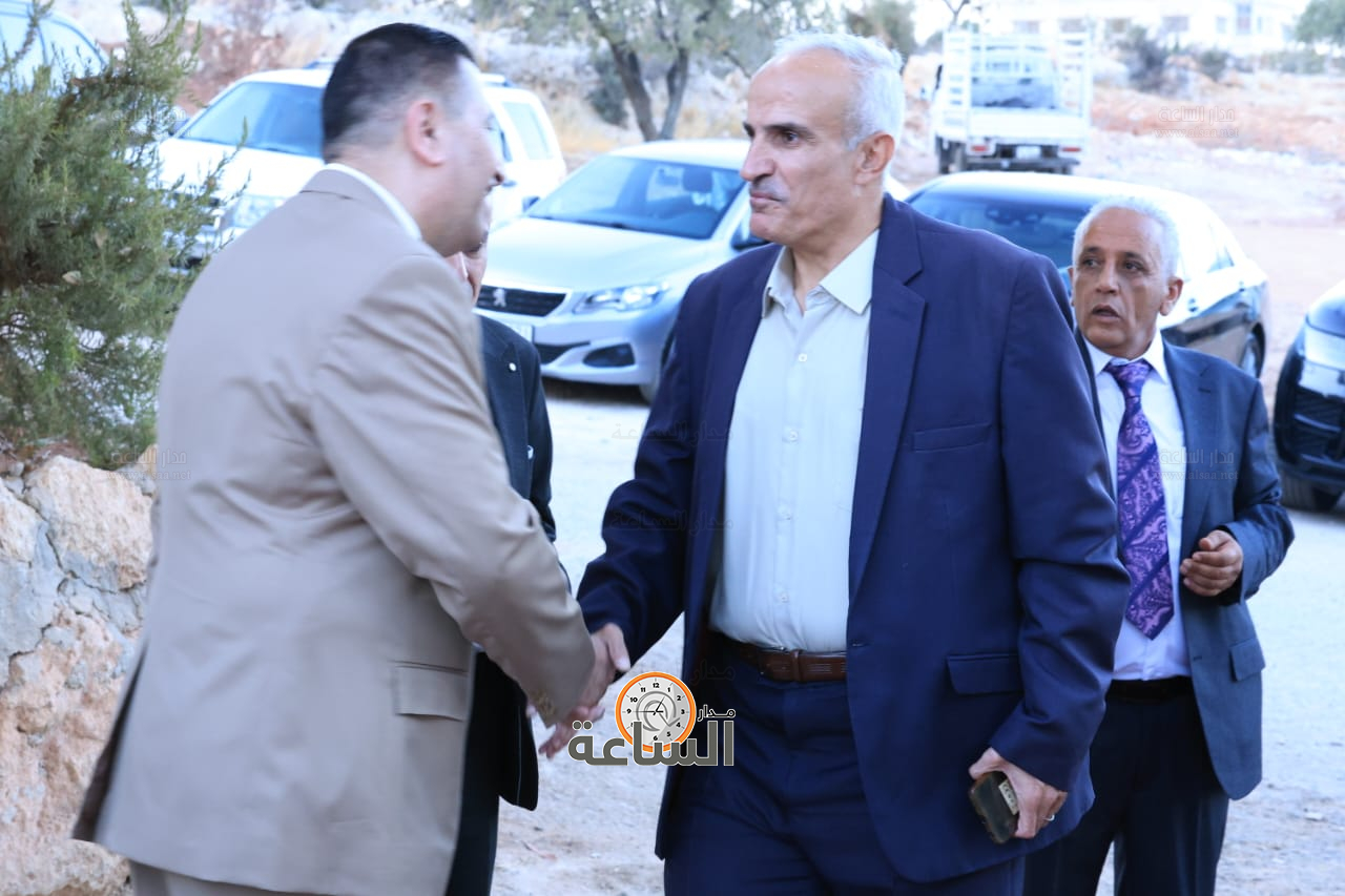 Madar Al-Saa Images 0.4007050138301129