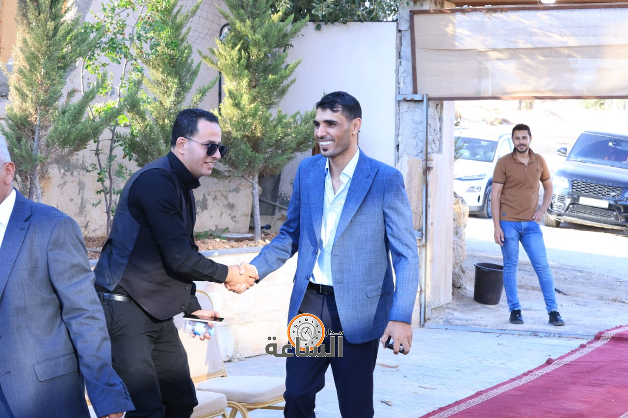 Madar Al-Saa Images 0.9005817460293855