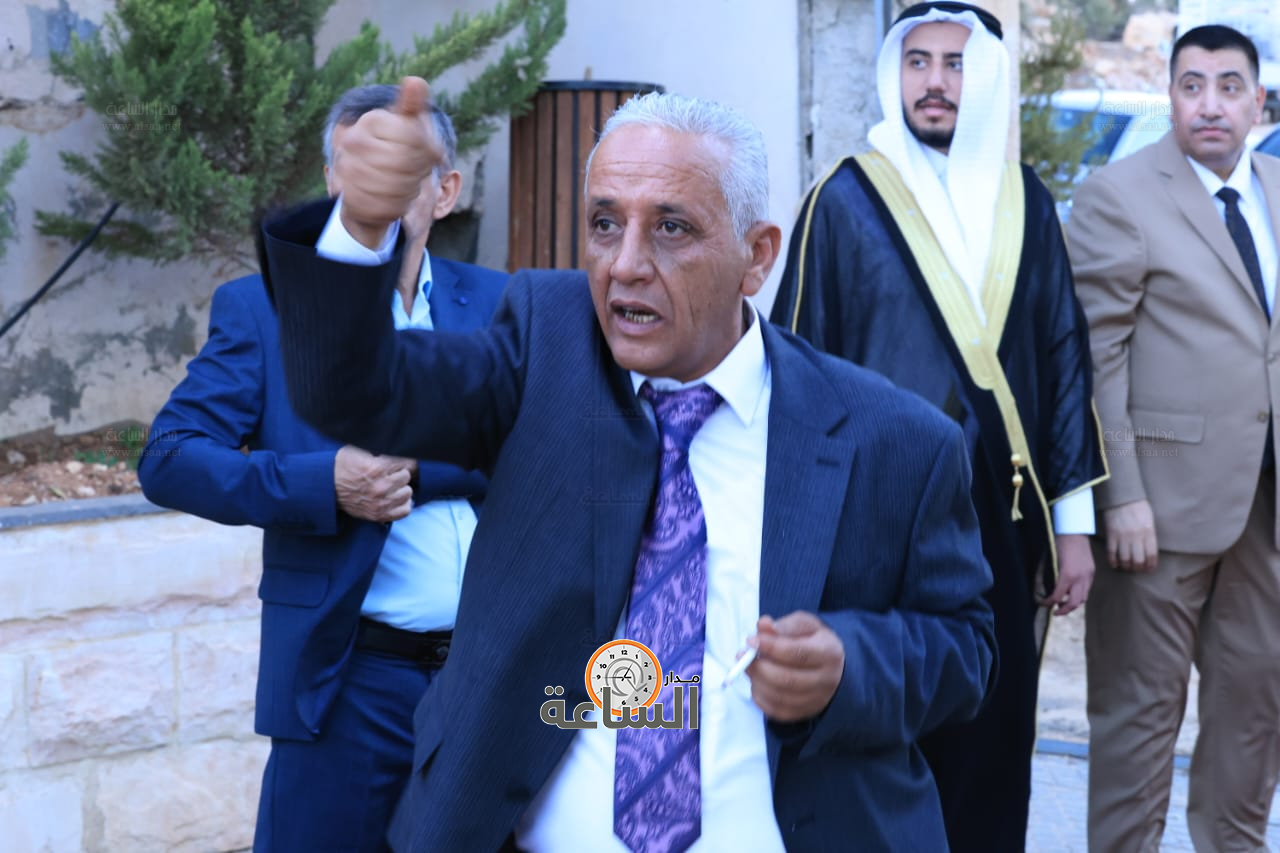 Madar Al-Saa Images 0.3094221854570991