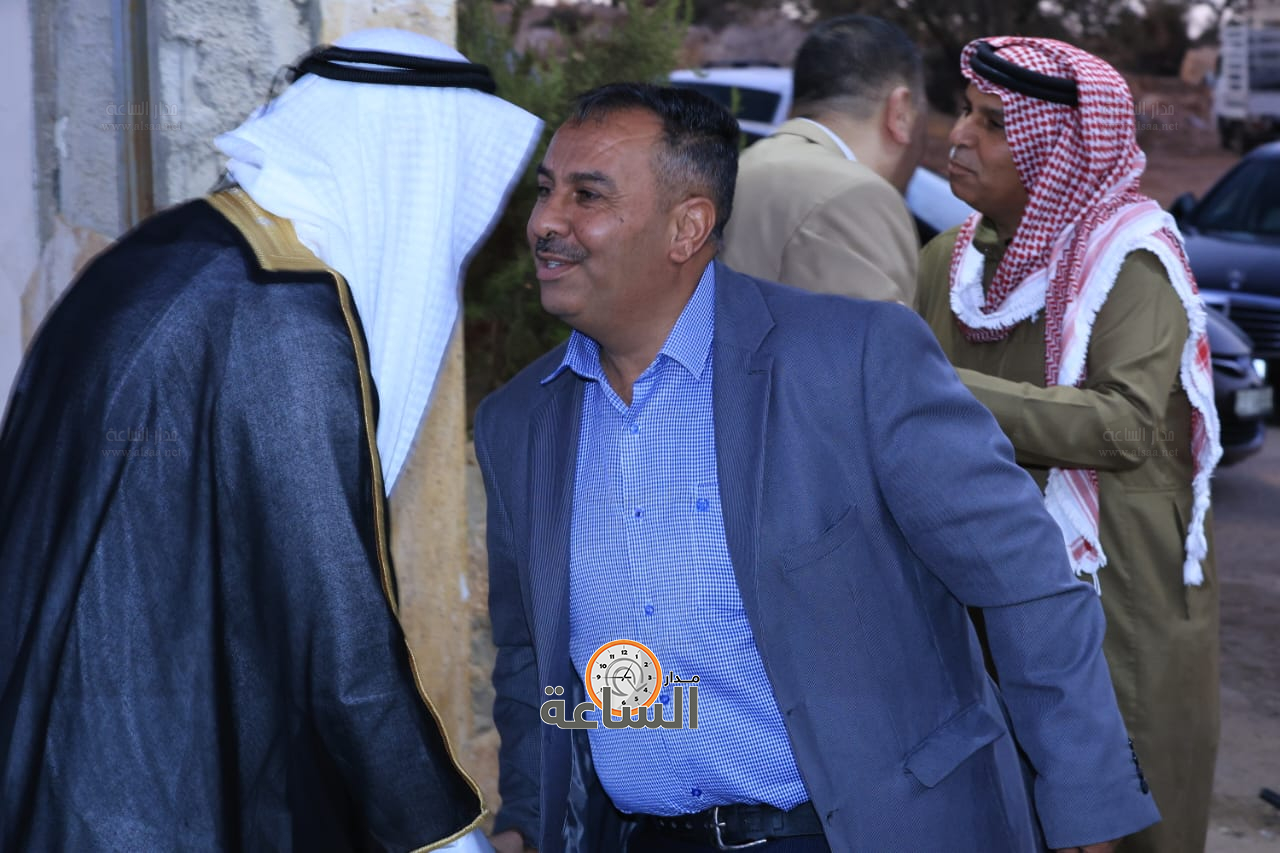 Madar Al-Saa Images 0.45021923142141573