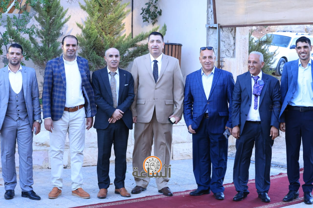 Madar Al-Saa Images 0.9310189264599147