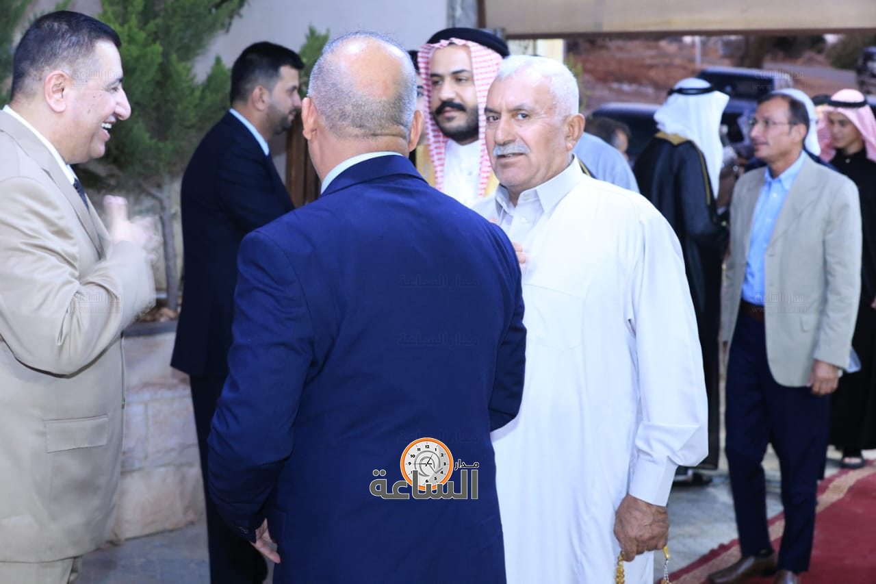 Madar Al-Saa Images 0.5641870094749747