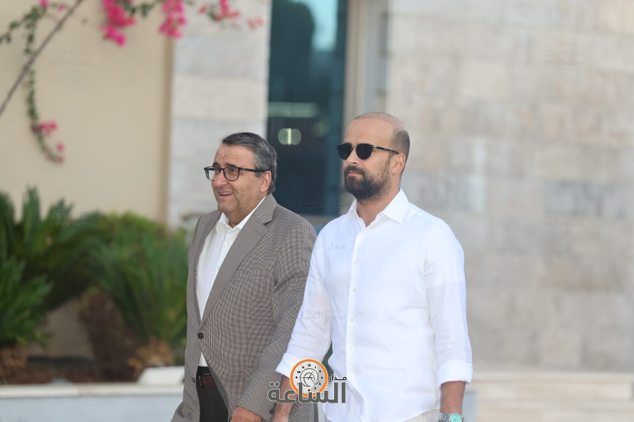 Madar Al-Saa Images 0.01724782649939871