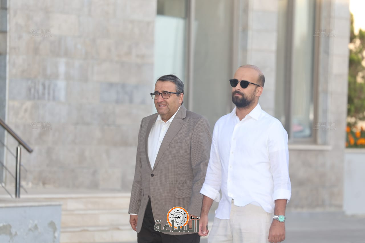 Madar Al-Saa Images 0.8624997953474359