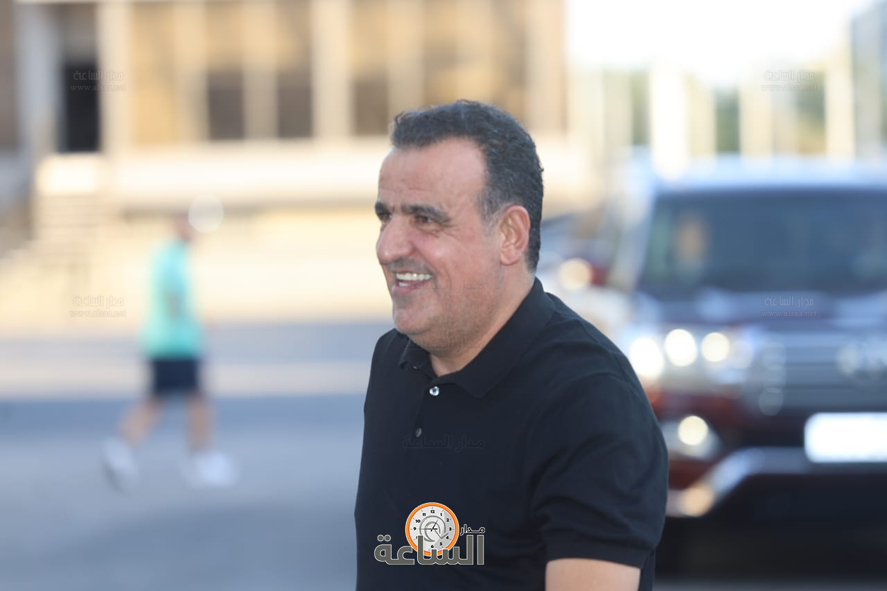 Madar Al-Saa Images 0.5135308367762434