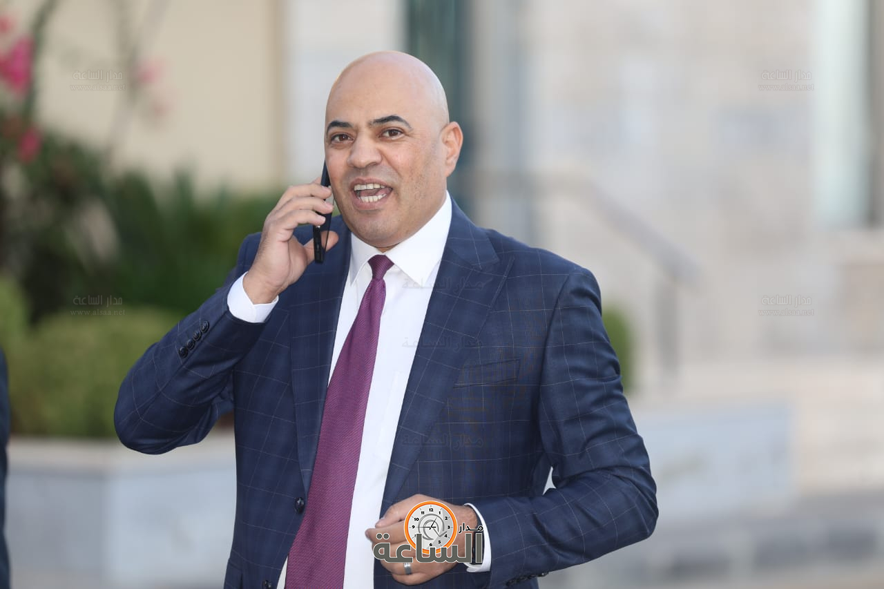 Madar Al-Saa Images 0.9408535560980973