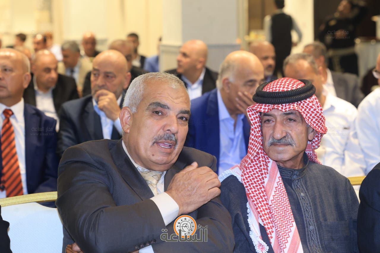 Madar Al-Saa Images 0.02704157705975041