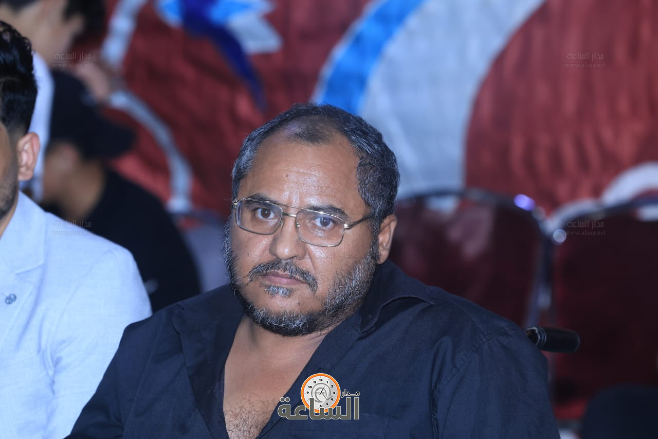 Madar Al-Saa Images 0.4848187201010177