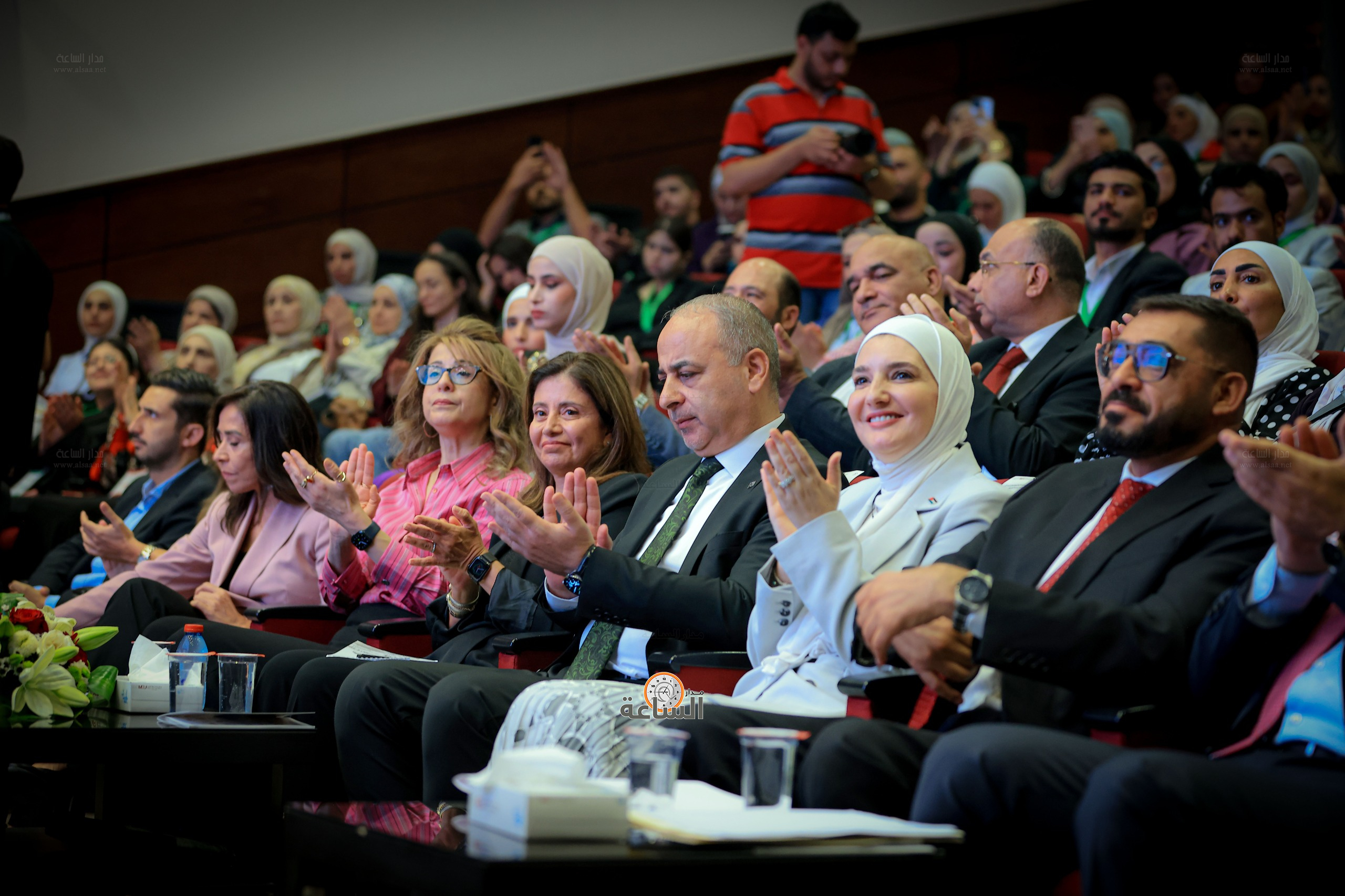 Madar Al-Saa Images 0.797794180527769