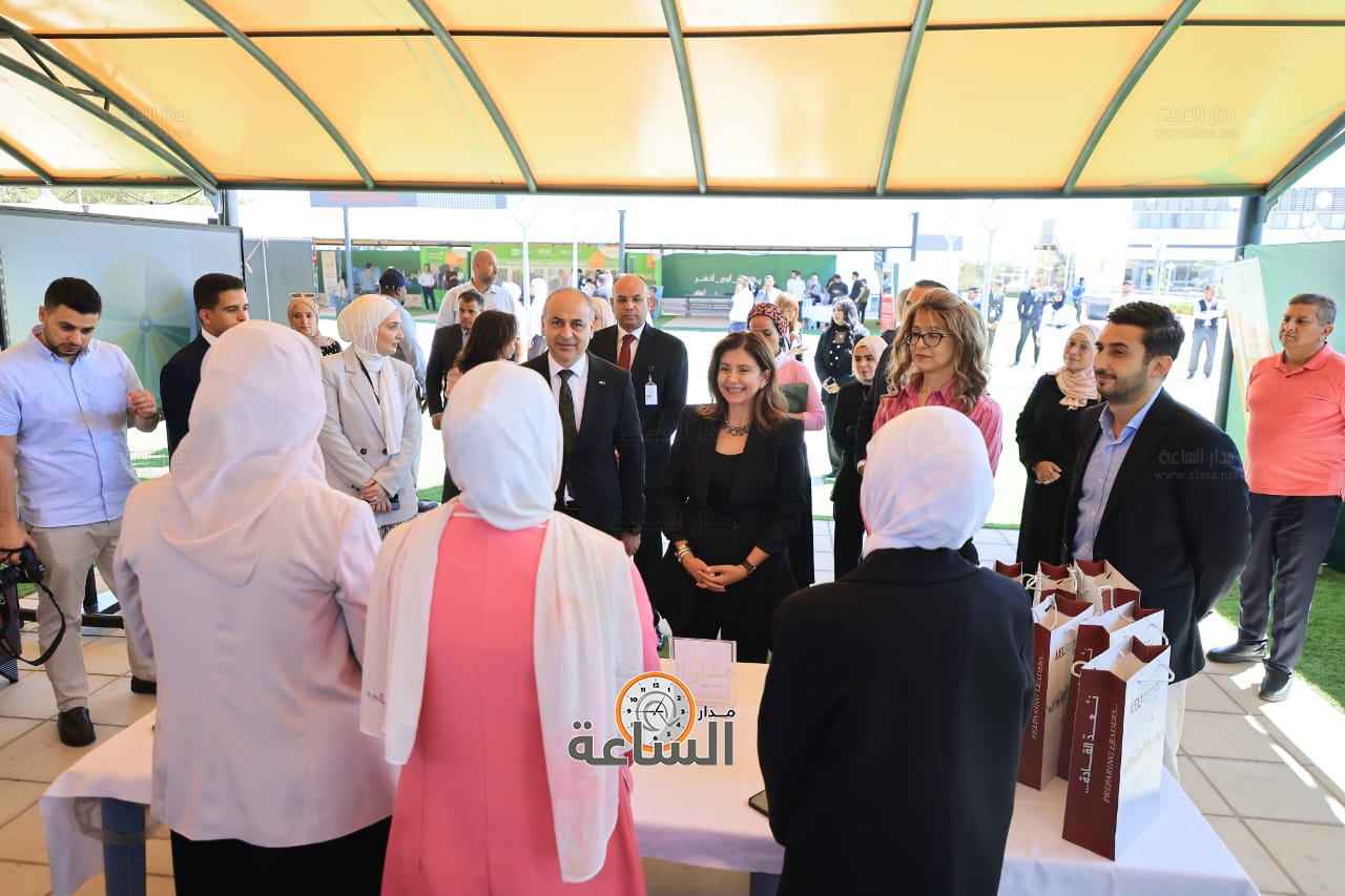 Madar Al-Saa Images 0.6936373658530739