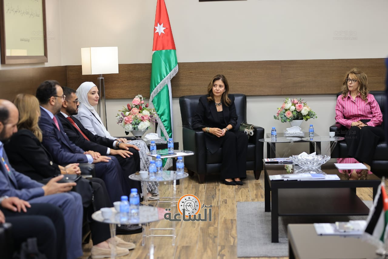 Madar Al-Saa Images 0.759586256607879