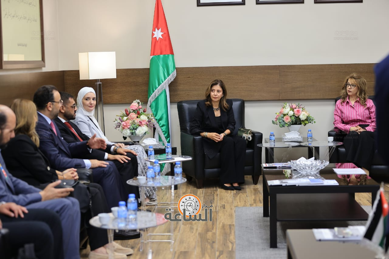 Madar Al-Saa Images 0.7297149918427561