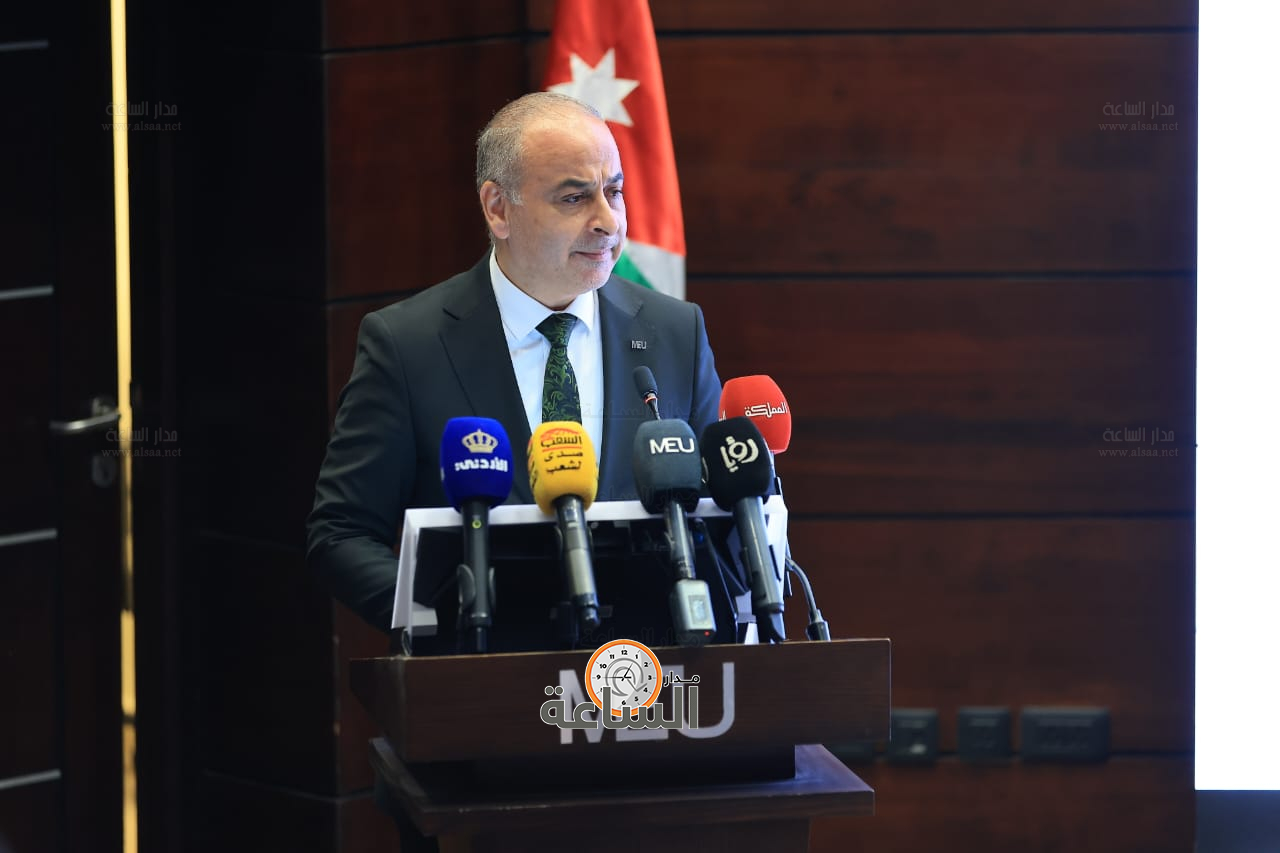 Madar Al-Saa Images 0.9973600084390475