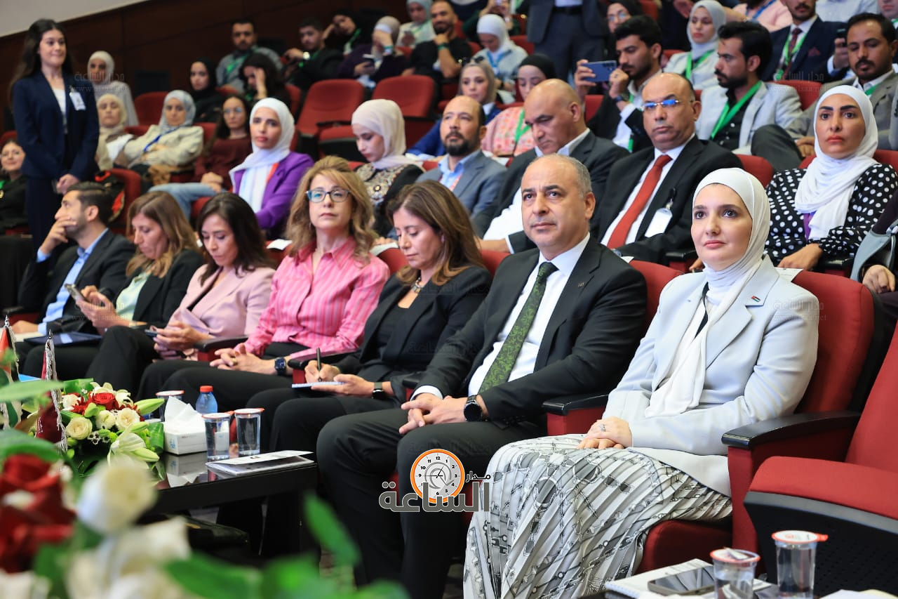 Madar Al-Saa Images 0.3797765150275837