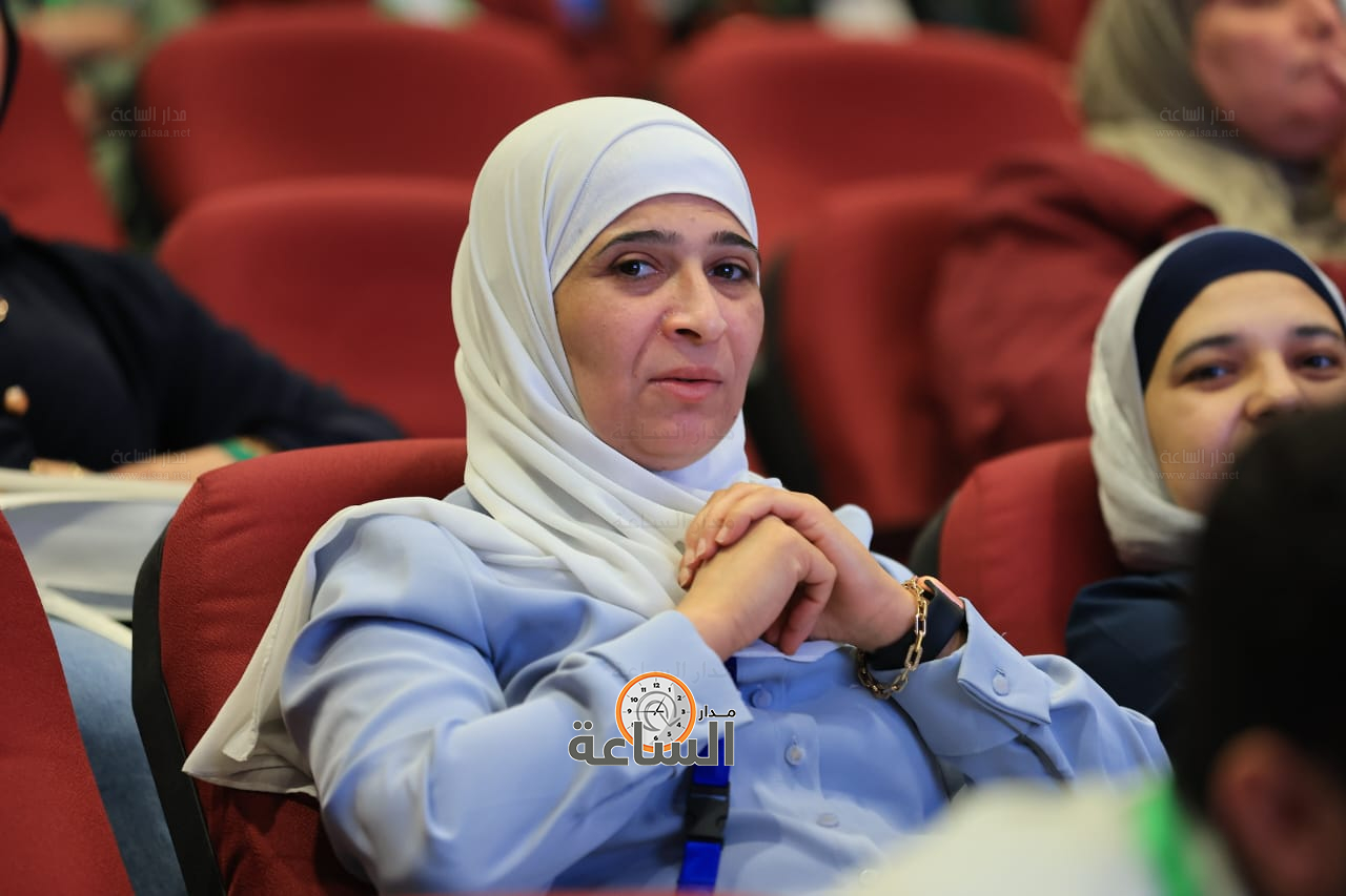 Madar Al-Saa Images 0.26927214141682865