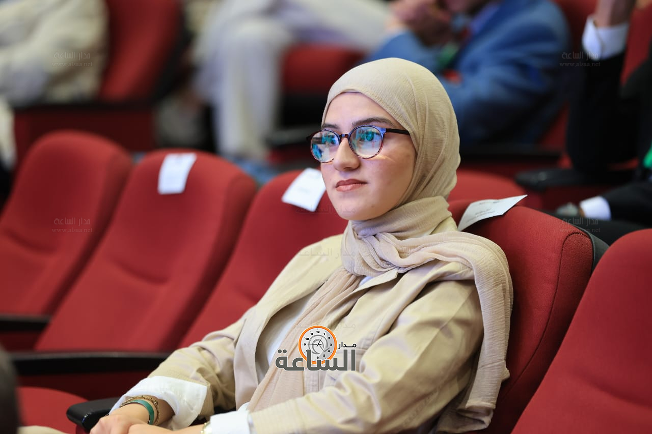 Madar Al-Saa Images 0.3302690616365799