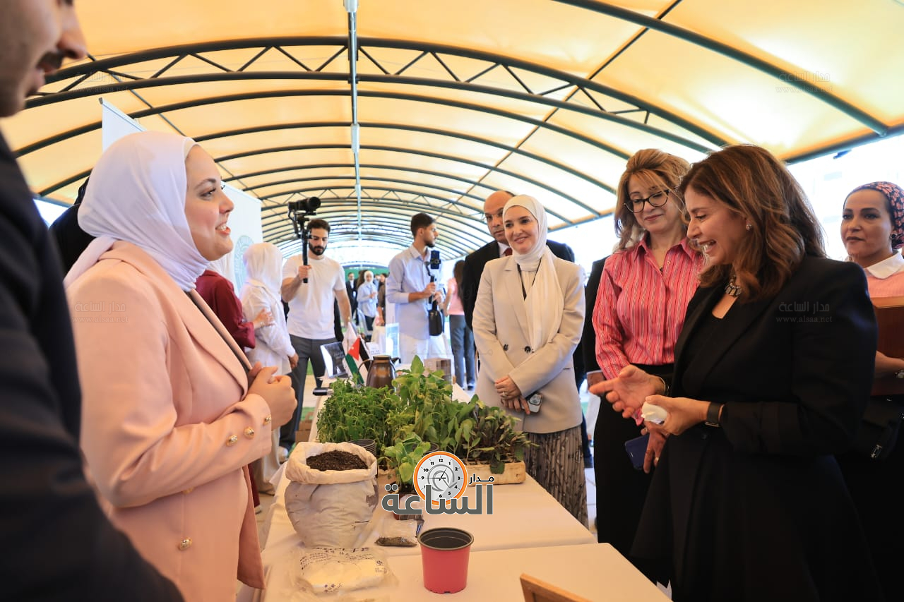 Madar Al-Saa Images 0.924787159149142