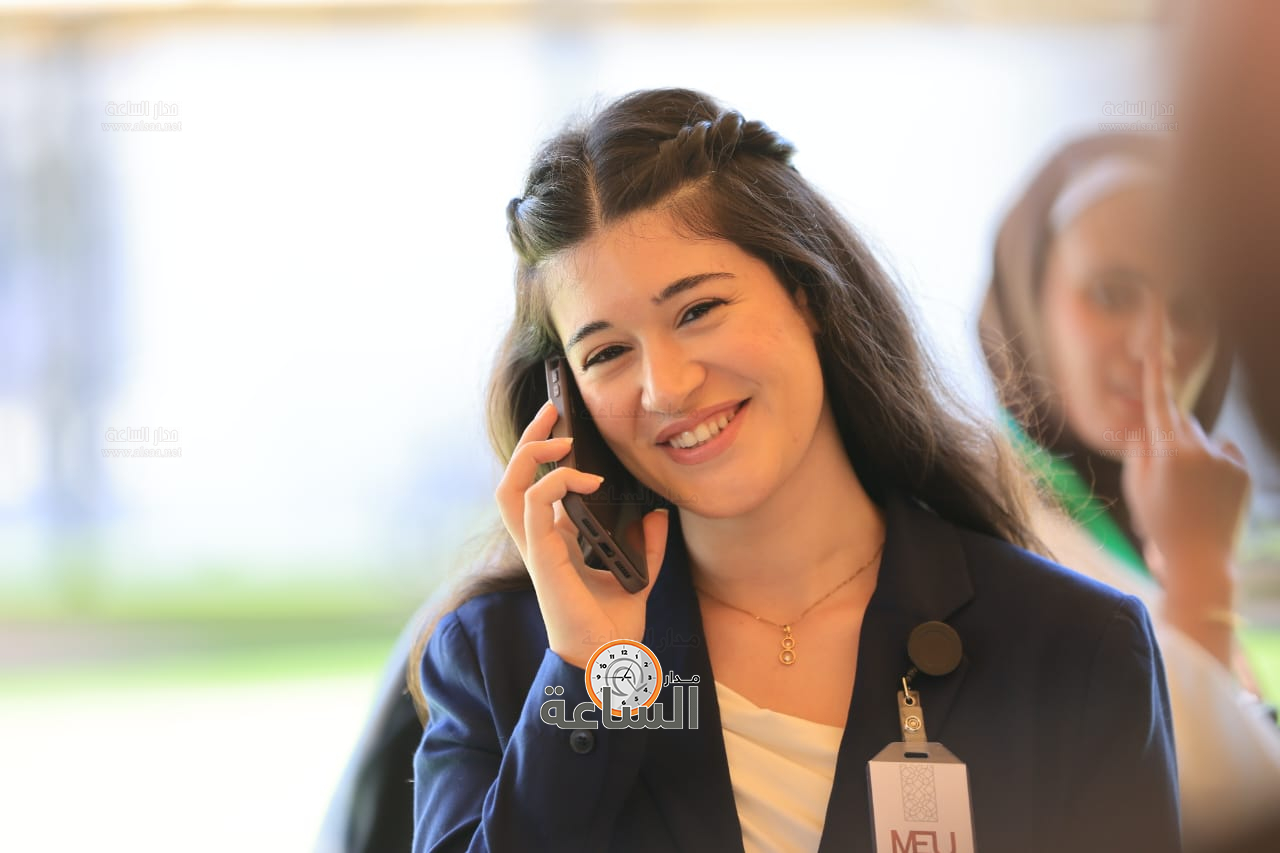 Madar Al-Saa Images 0.5548794790804527