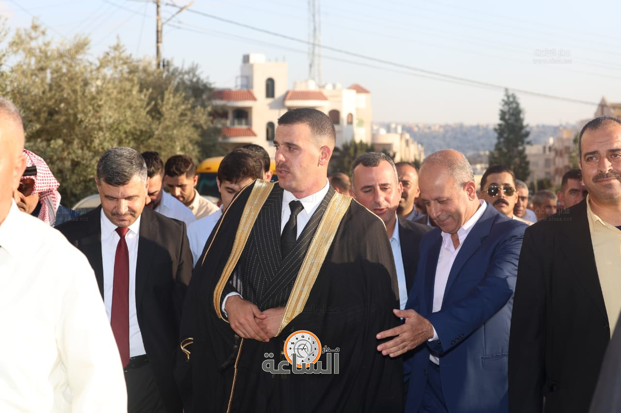 Madar Al-Saa Images 0.4456562155429503