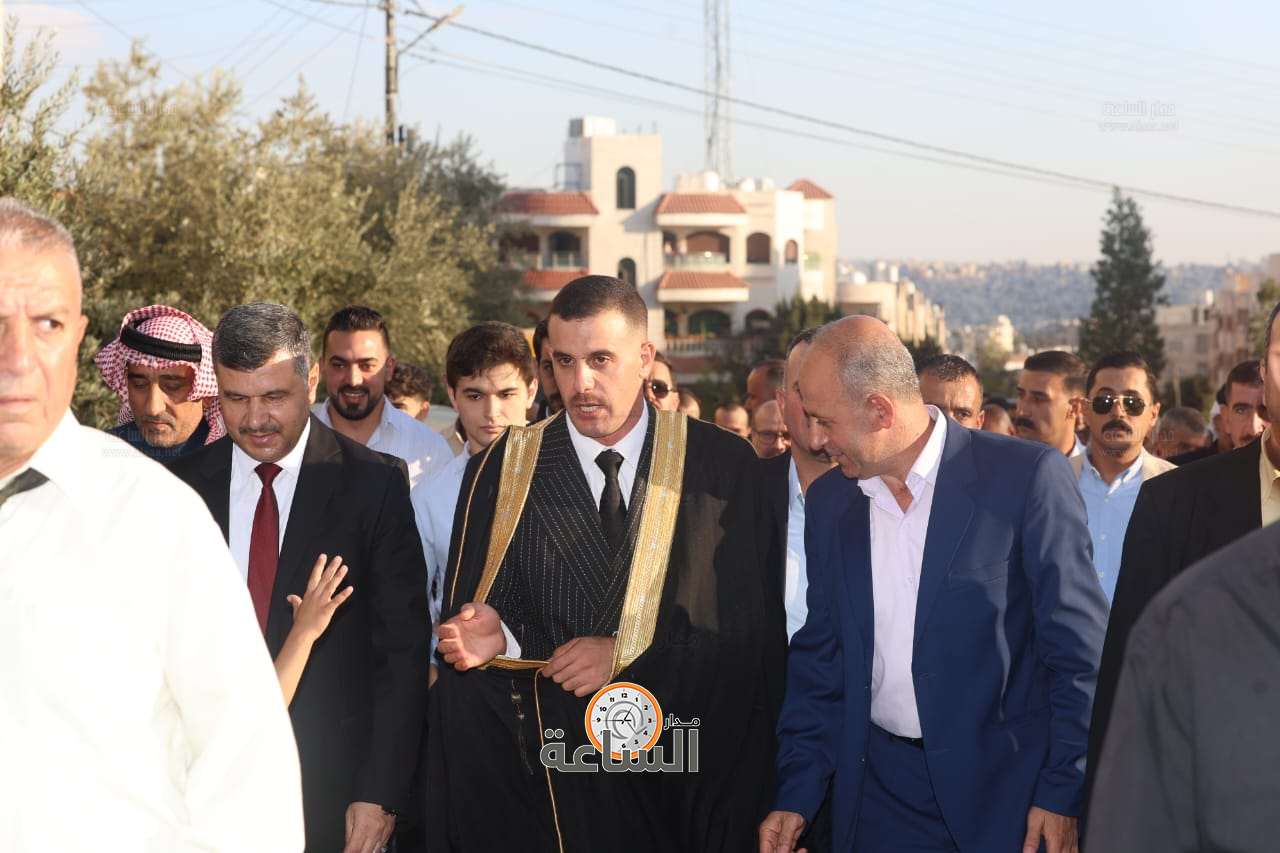 Madar Al-Saa Images 0.4176925278842012