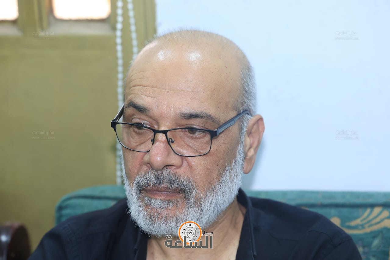 Madar Al-Saa Images 0.9989071557935771