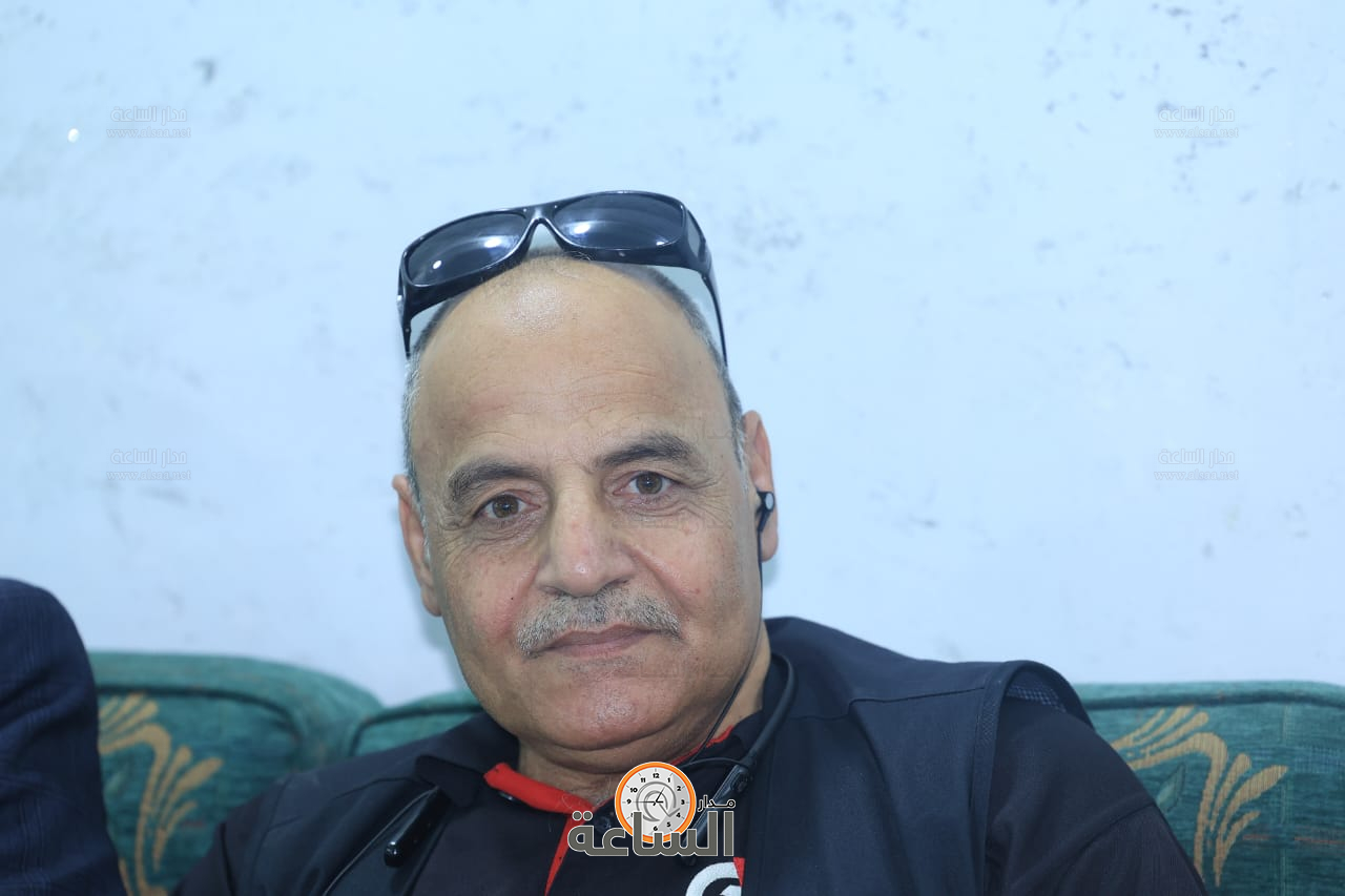 Madar Al-Saa Images 0.43035797167932544