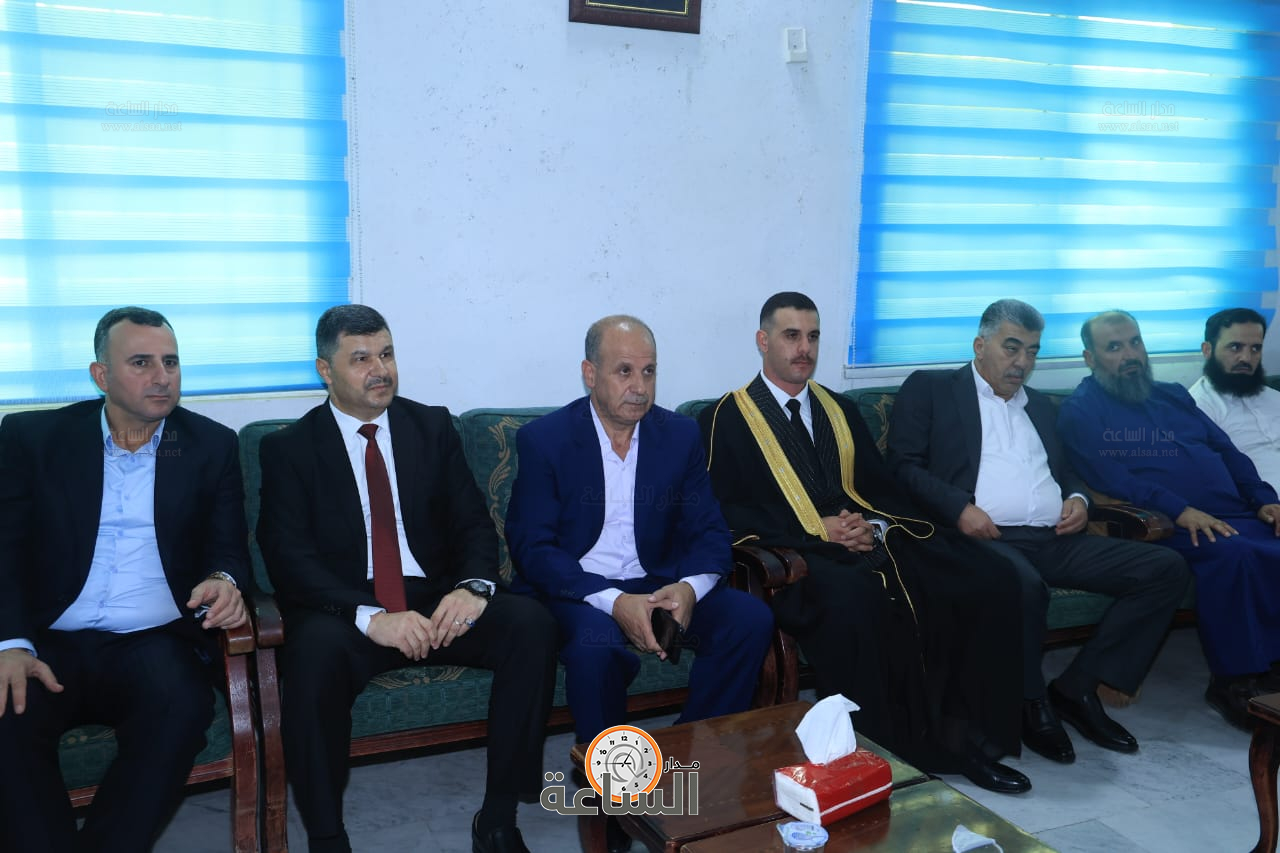 Madar Al-Saa Images 0.44395846693213825