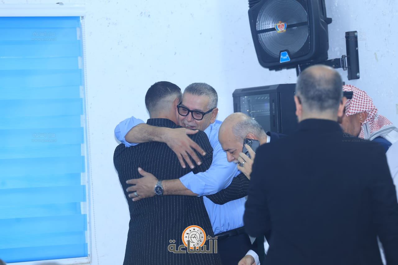 Madar Al-Saa Images 0.5842328671895227