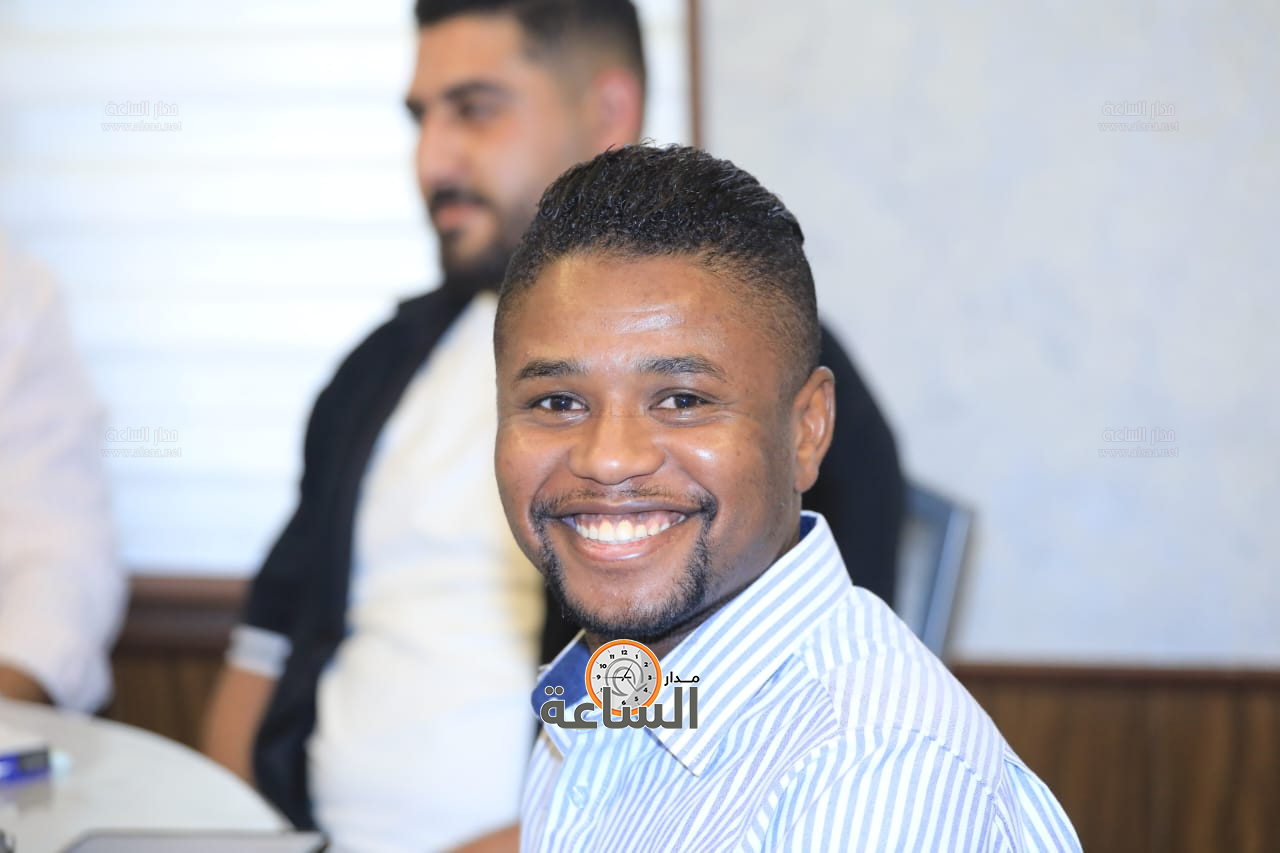 Madar Al-Saa Images 0.7823073238274127