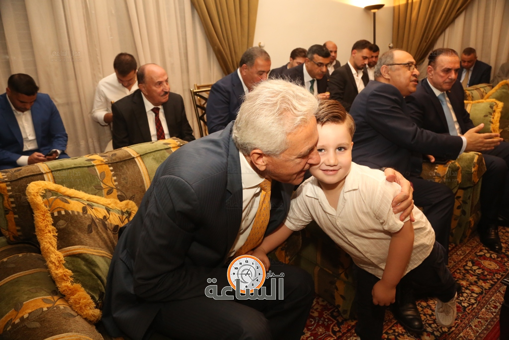 Madar Al-Saa Images 0.8950442018569016