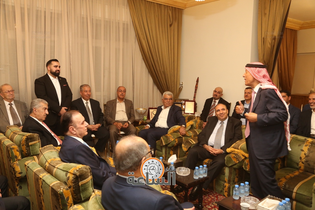 Madar Al-Saa Images 0.5441753714248301