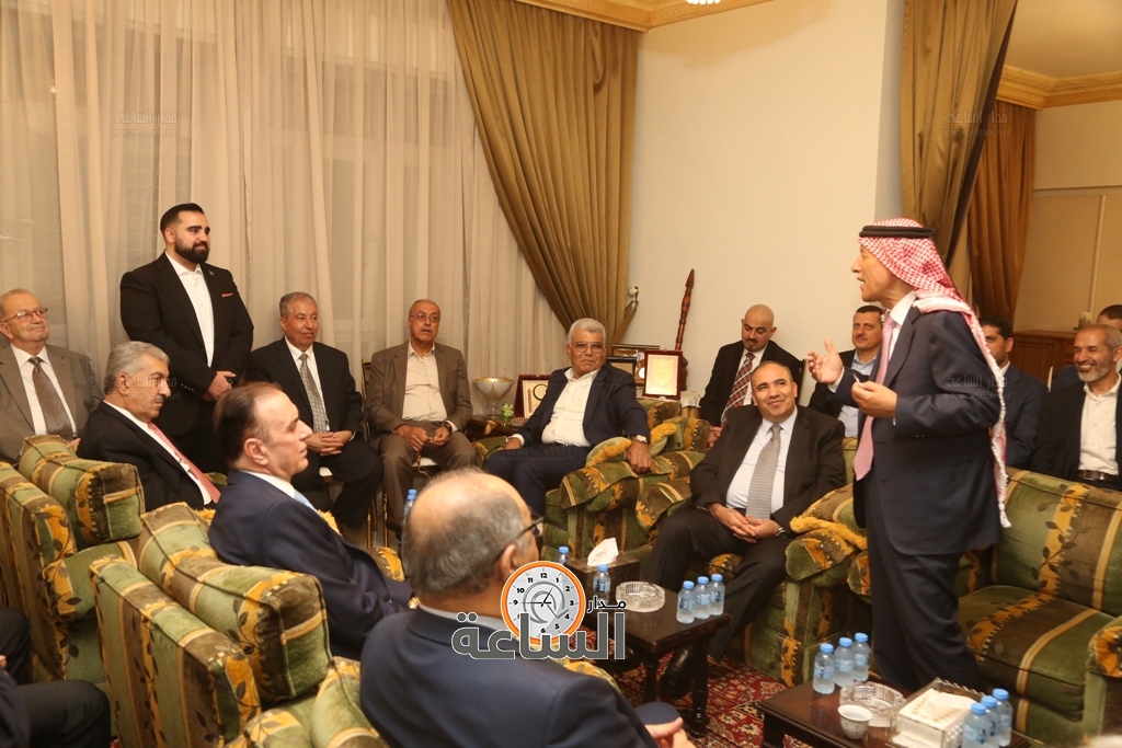 Madar Al-Saa Images 0.7250811788817808