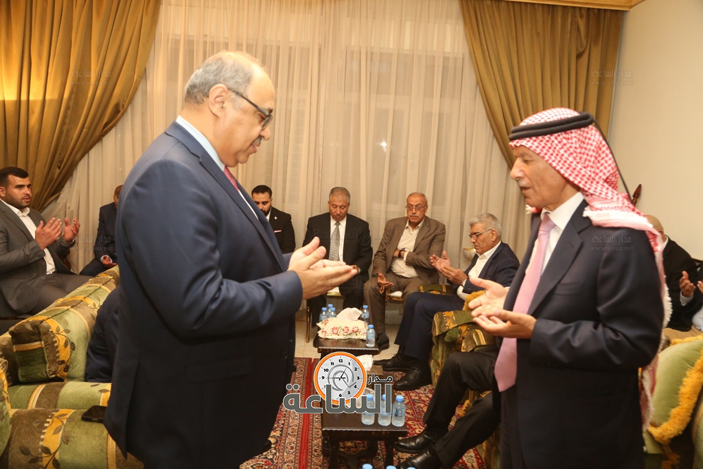 Madar Al-Saa Images 0.581190413684849