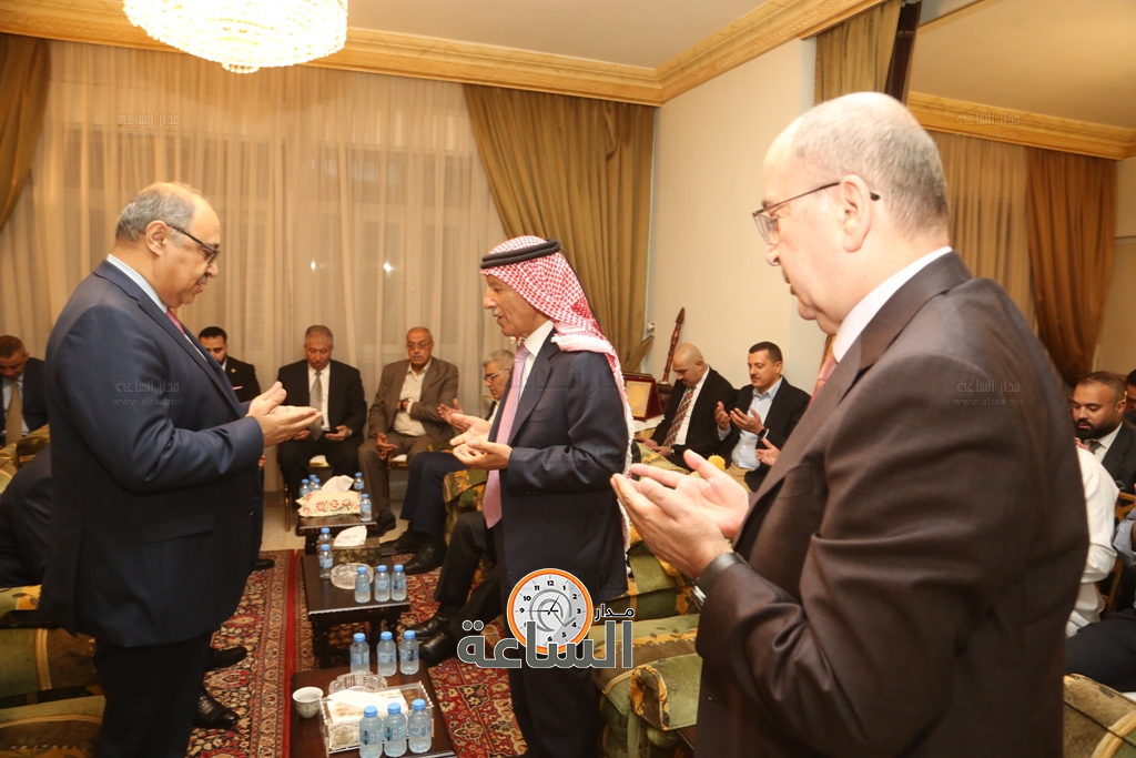 Madar Al-Saa Images 0.5963045738890158