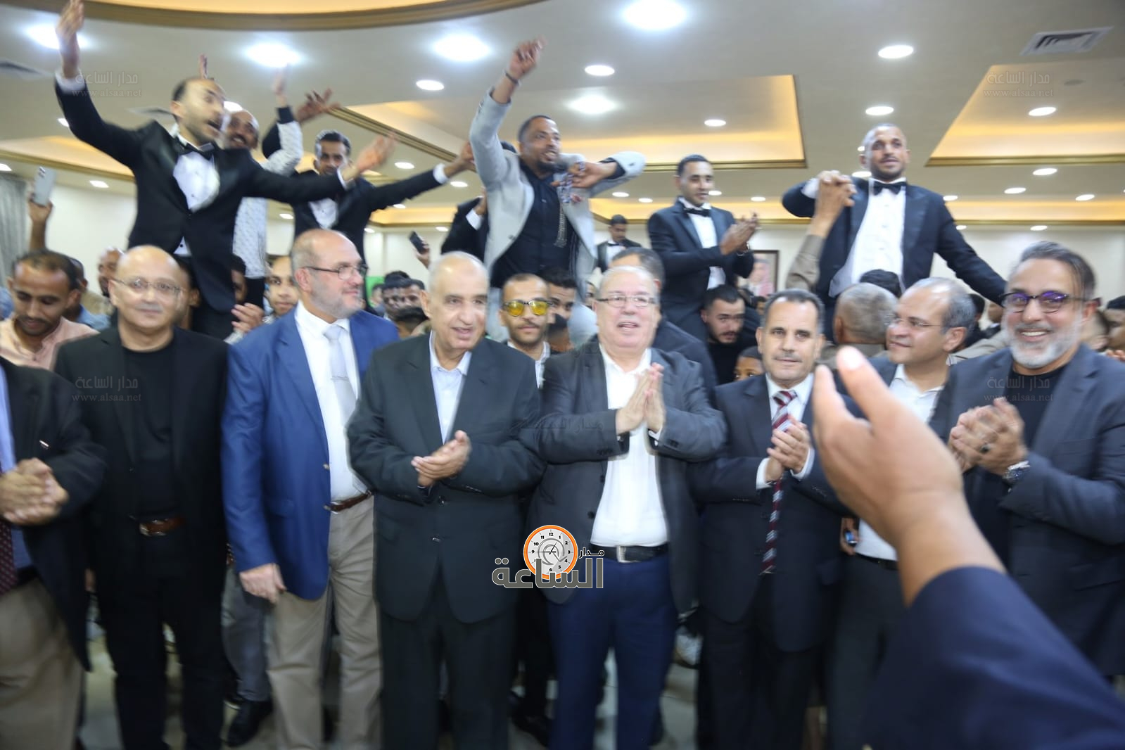 Madar Al-Saa Images 0.9123102304455585