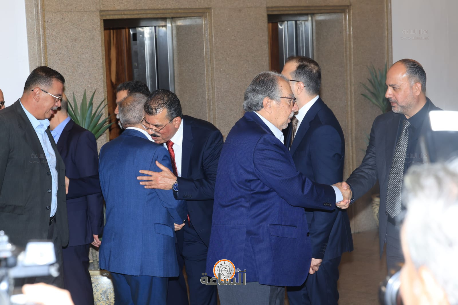 Madar Al-Saa Images 0.36965900650983285