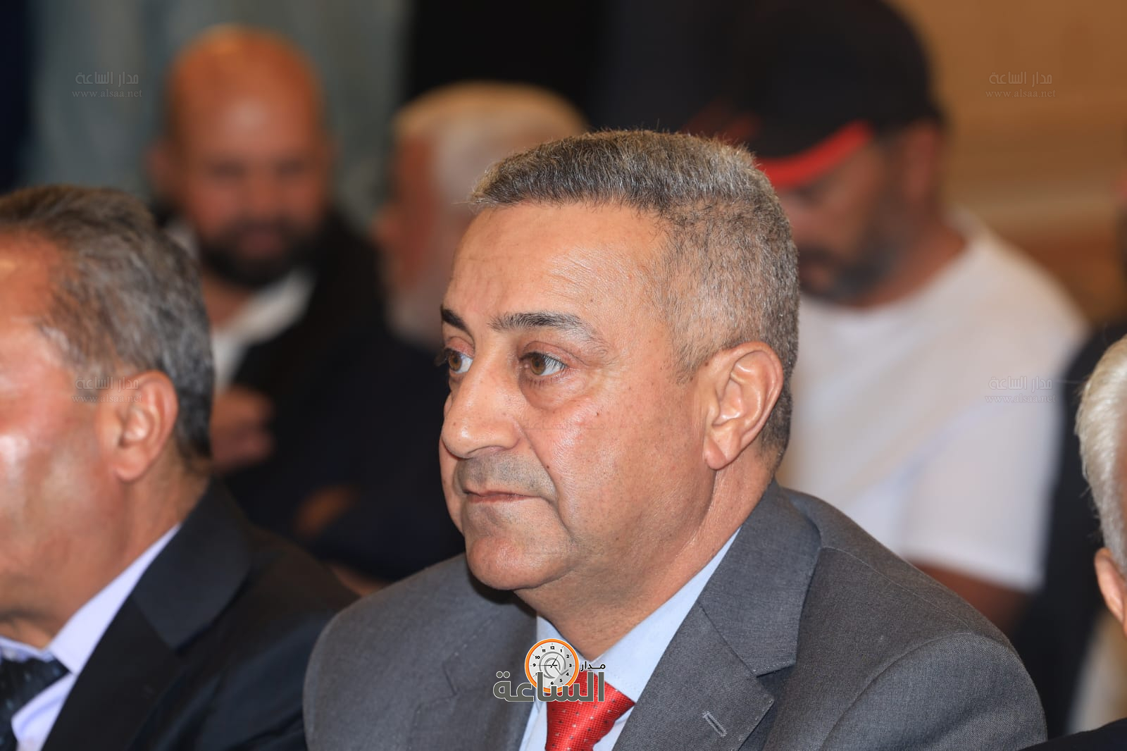 Madar Al-Saa Images 0.6058150809329041