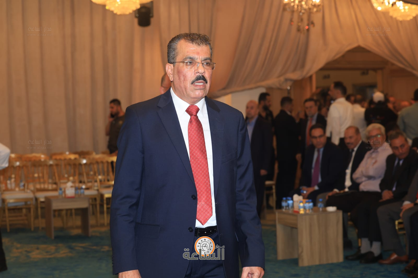 Madar Al-Saa Images 0.3843860015793873