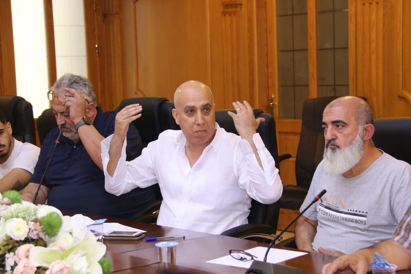 Madar Al-Saa Images 0.032297770245487745