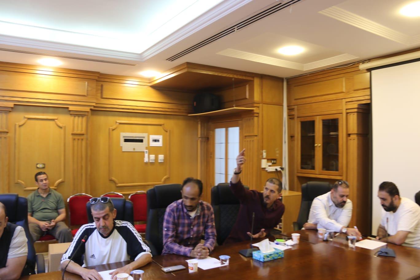 Madar Al-Saa Images 0.20954944818543197