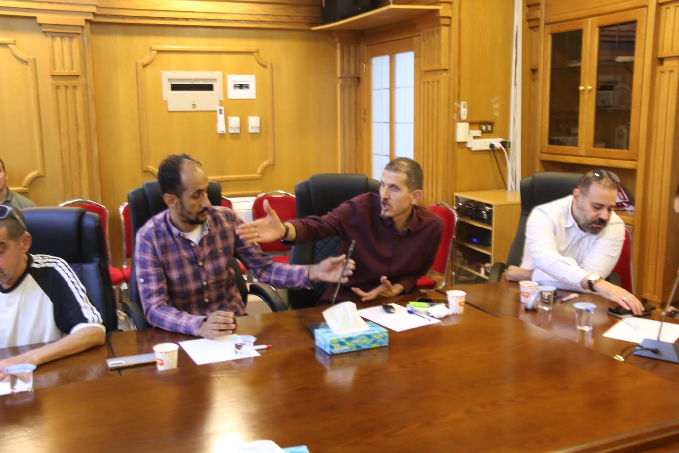 Madar Al-Saa Images 0.9630530120025783