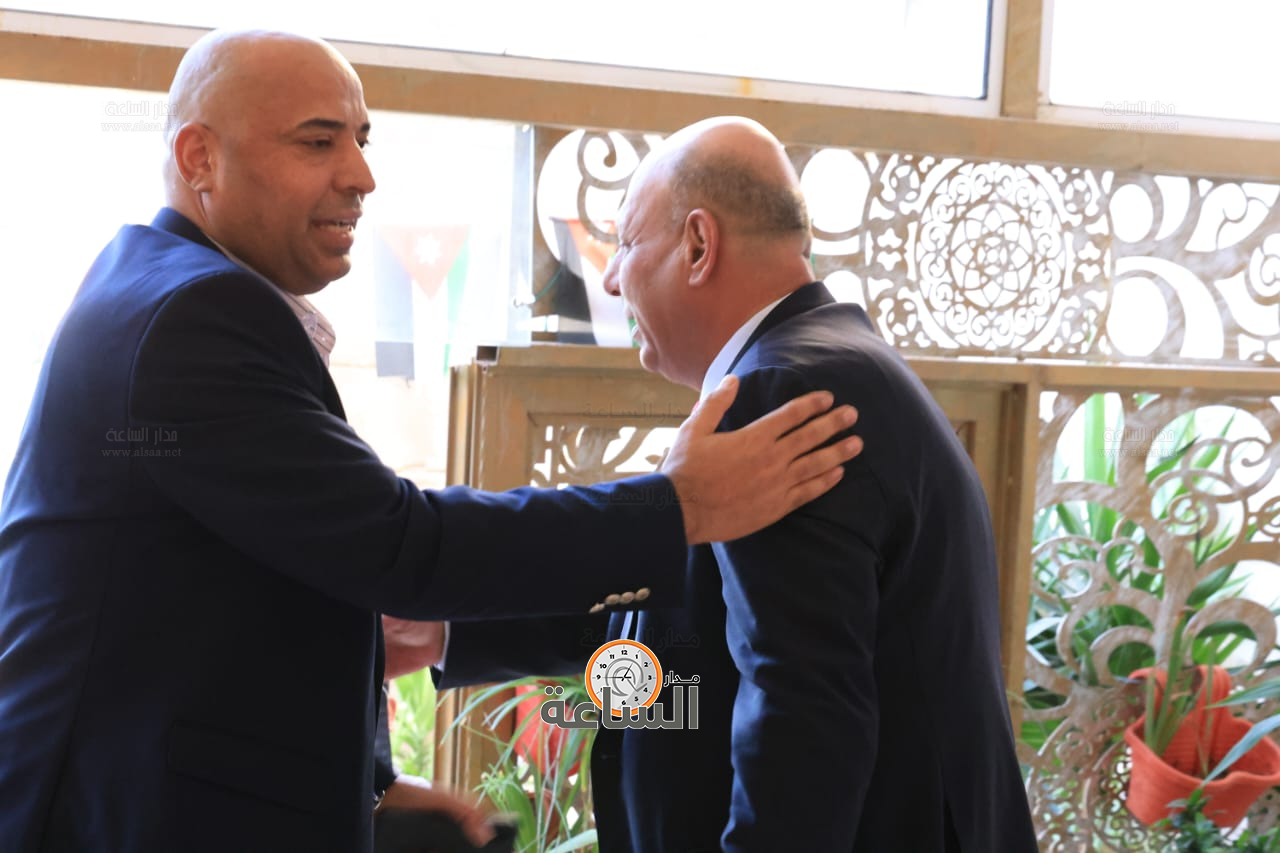 Madar Al-Saa Images 0.20226106405428845