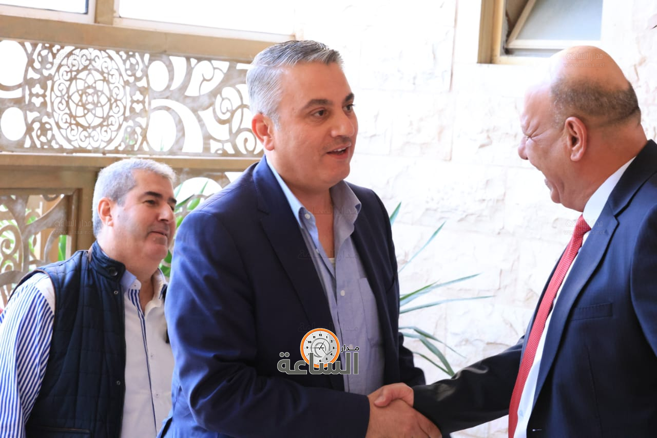 Madar Al-Saa Images 0.7269324454180965