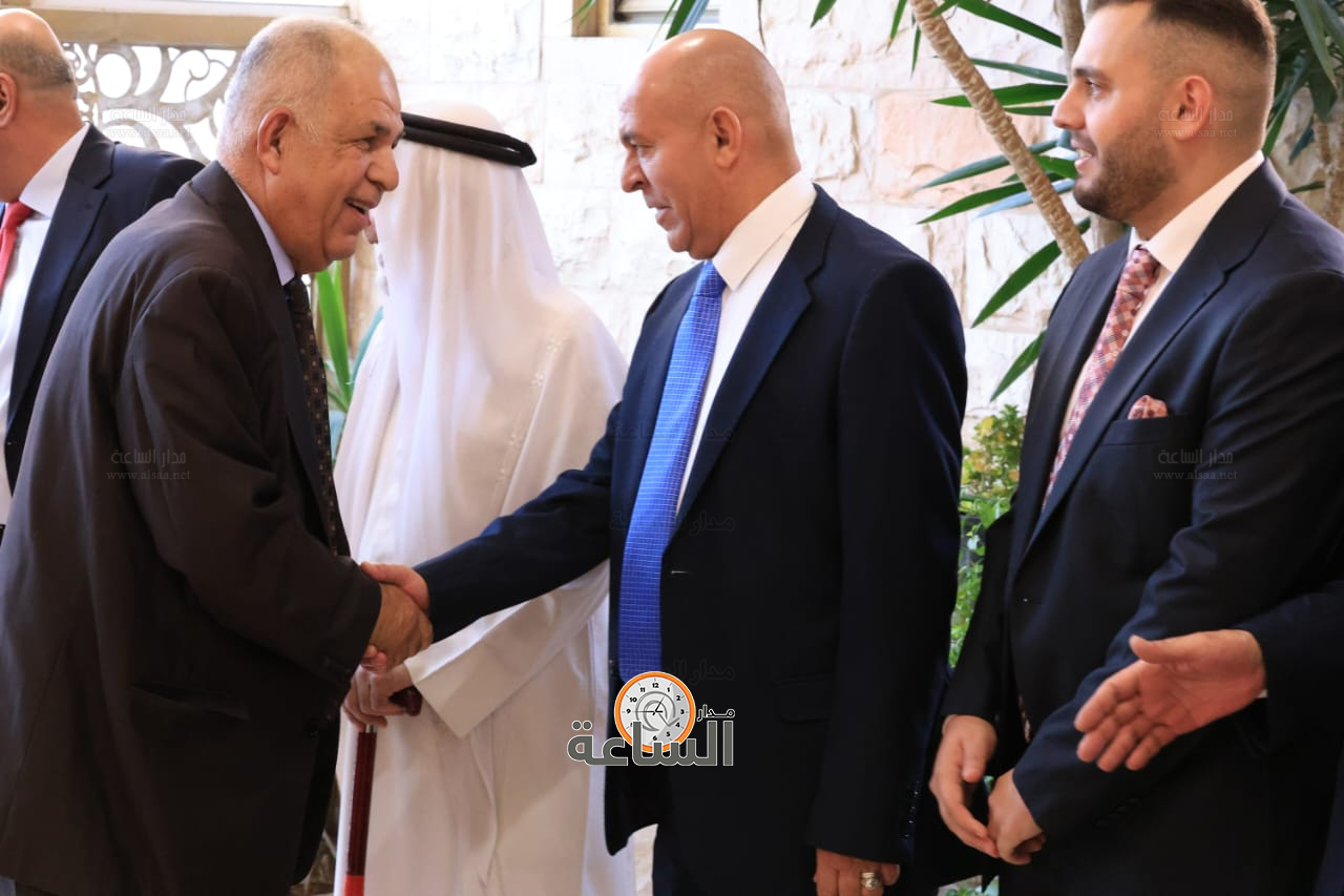 Madar Al-Saa Images 0.9966053496547462