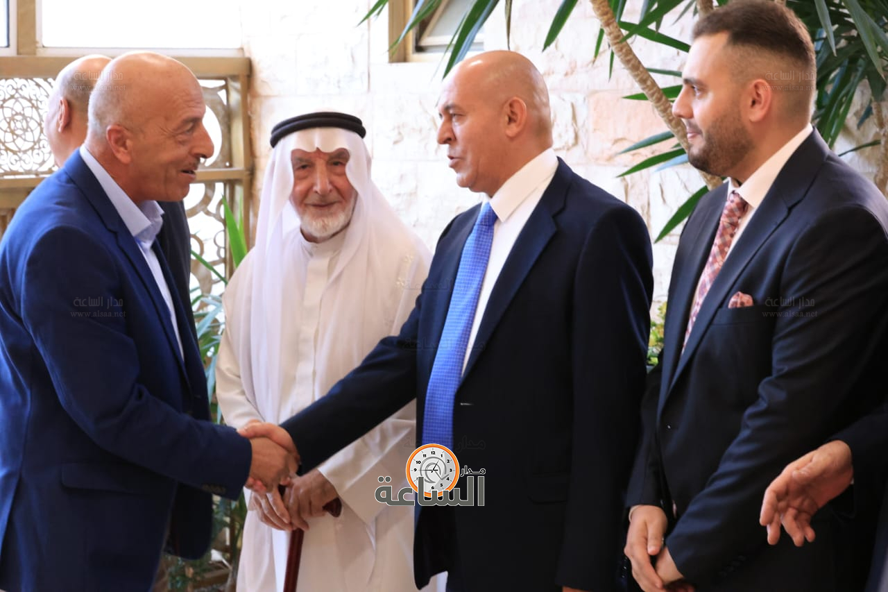 Madar Al-Saa Images 0.3265488738964687