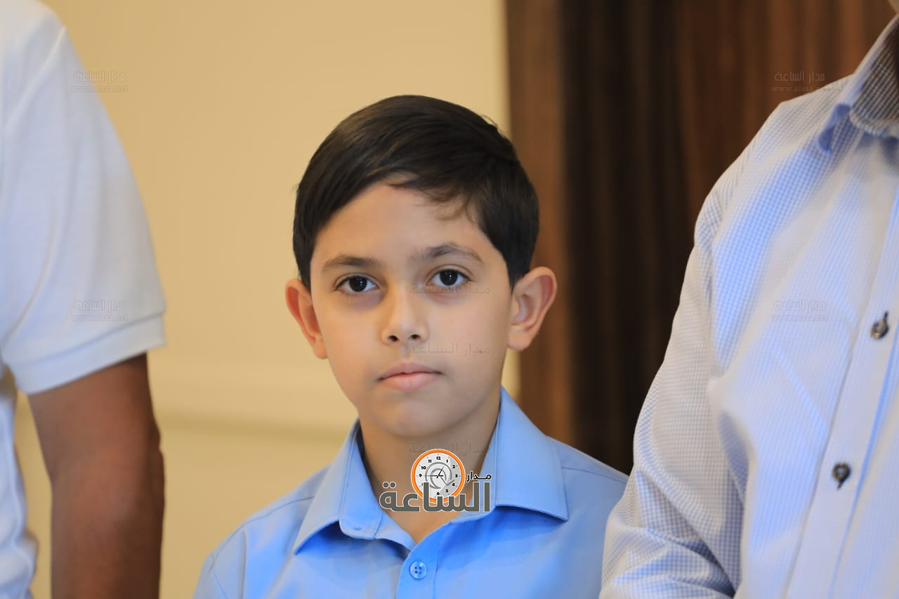 Madar Al-Saa Images 0.7886527835979714