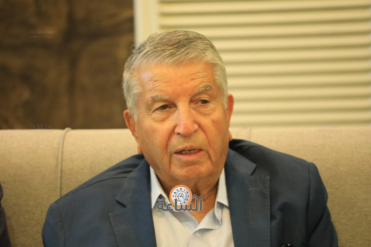 Madar Al-Saa Images 0.5485806665497079