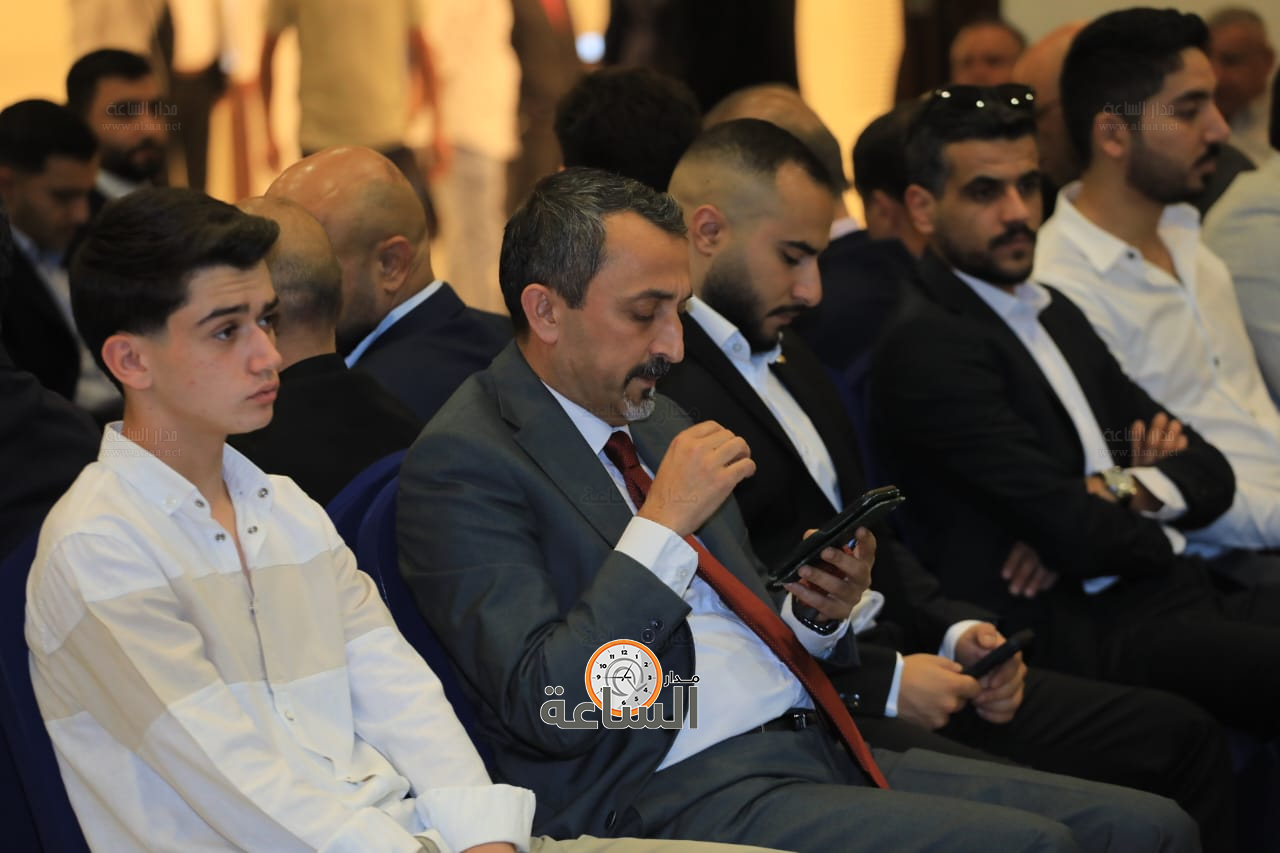 Madar Al-Saa Images 0.38953455453196806